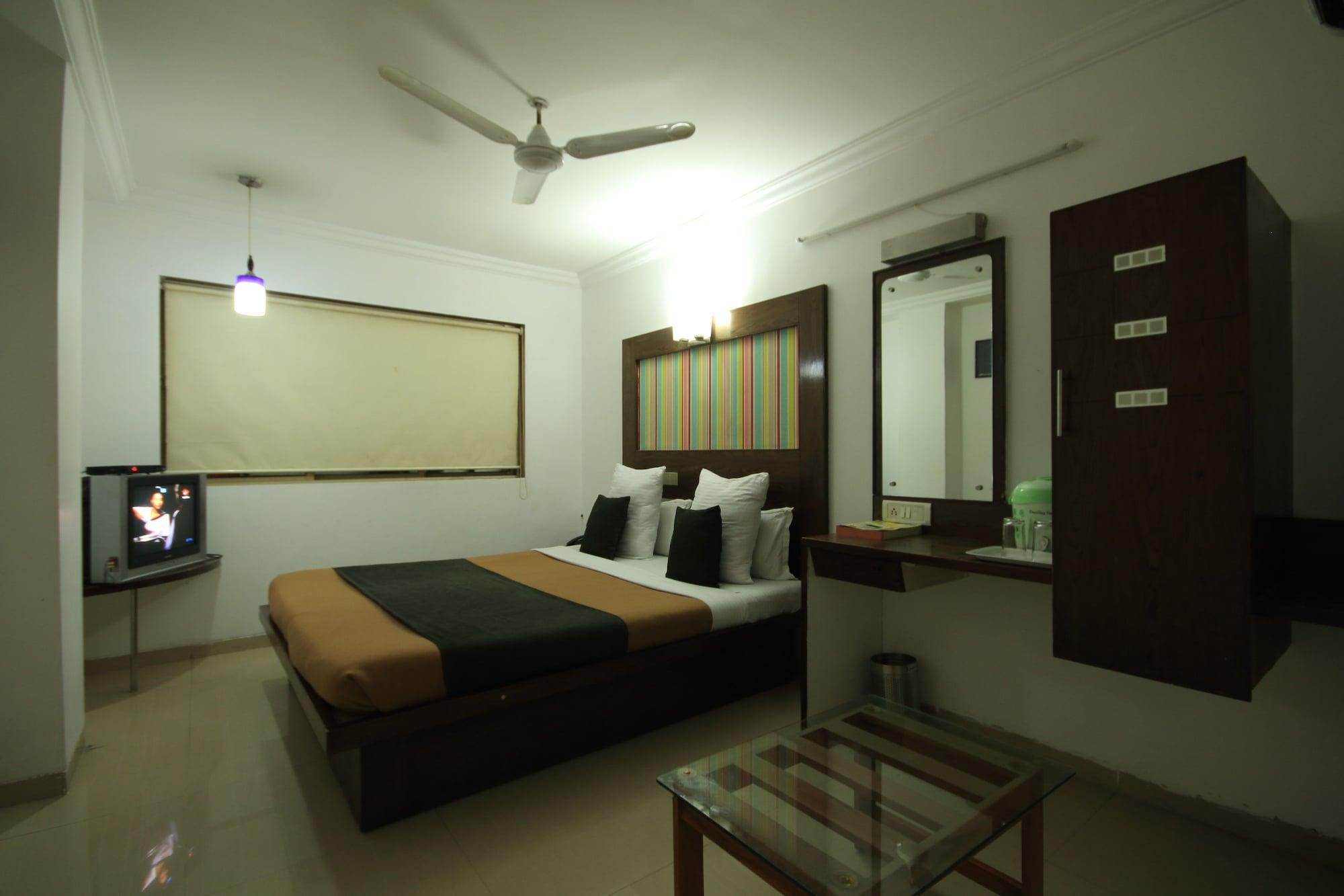 Fabhotel Kadamb Inn Ahmedabad Luaran gambar