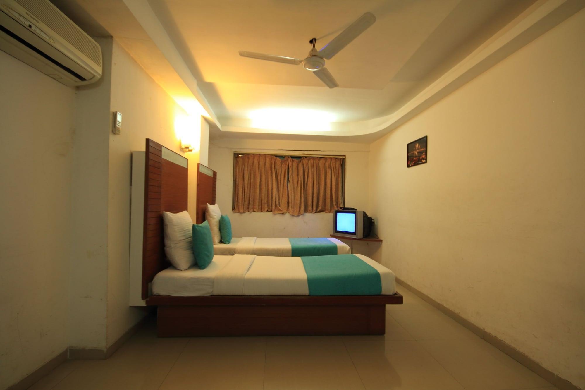 Fabhotel Kadamb Inn Ahmedabad Luaran gambar