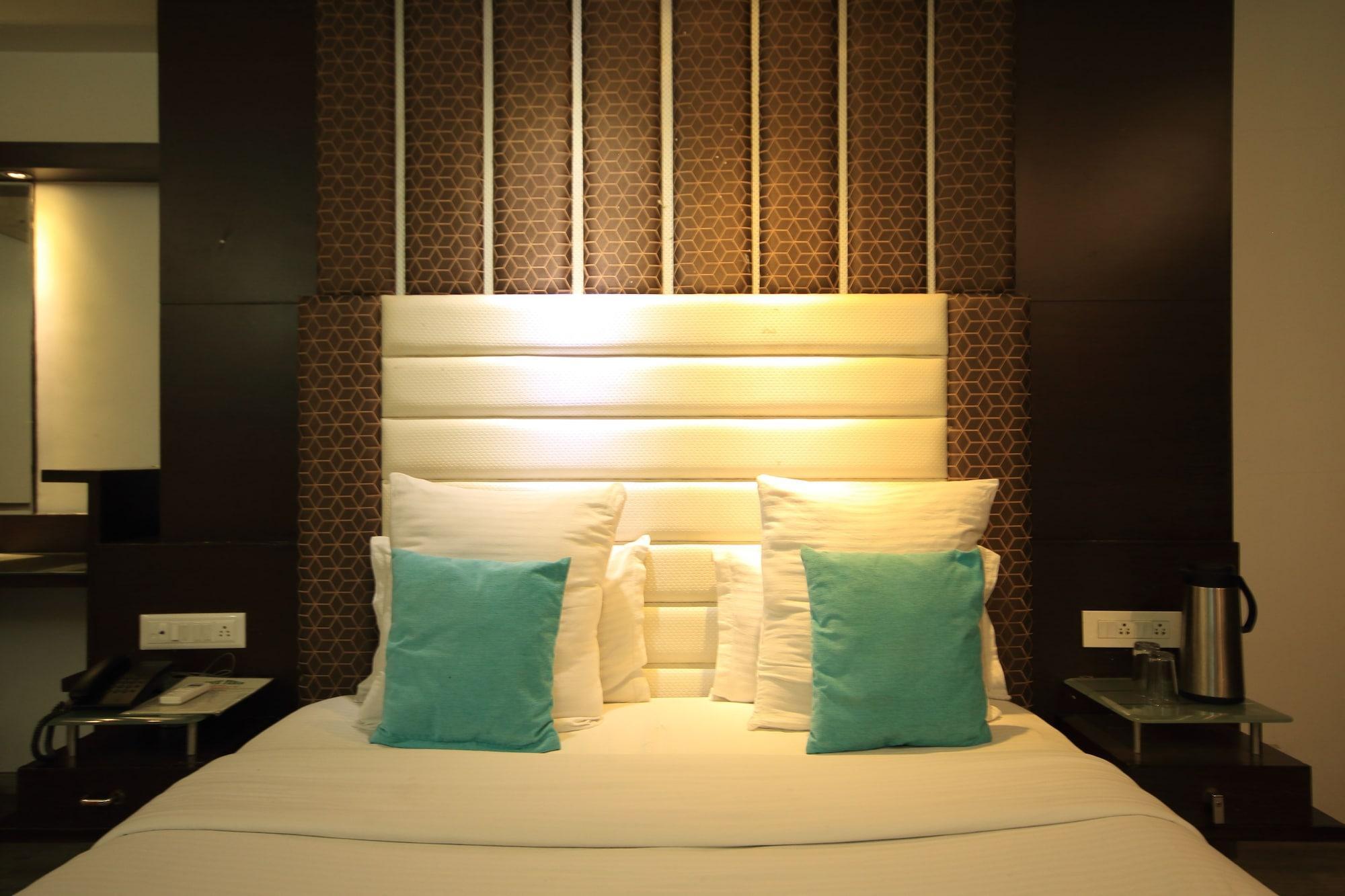 Fabhotel Kadamb Inn Ahmedabad Luaran gambar