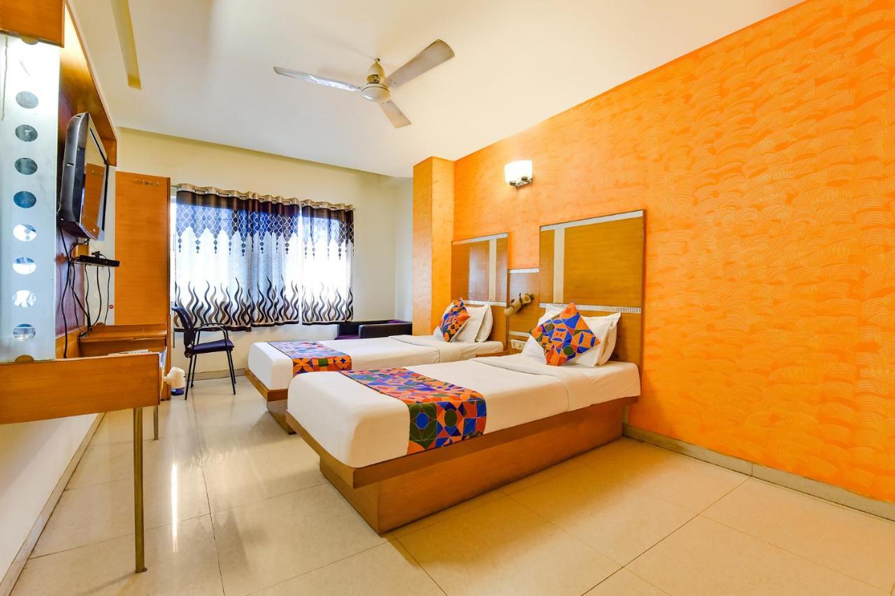 Fabhotel Kadamb Inn Ahmedabad Luaran gambar